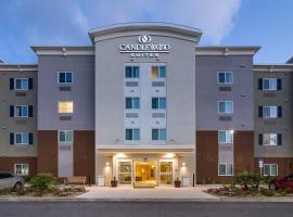 Candlewood Suites - Pensacola - University Area, an IHG Hotel，位于彭萨科拉的酒店