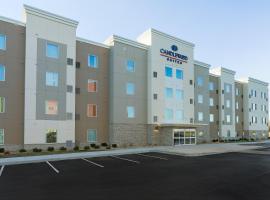 Candlewood Suites Lenexa - Overland Park Area by IHG，位于雷内克萨的酒店