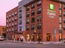 Holiday Inn Express & Suites - Tulsa Downtown - Arts District, an IHG Hotel，位于塔尔萨Oklahoma Jazz Hall of Fame附近的酒店