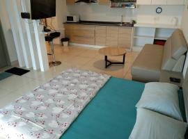 hasanah evo studio suites，位于甘榜松盖拉马尔达兰的酒店
