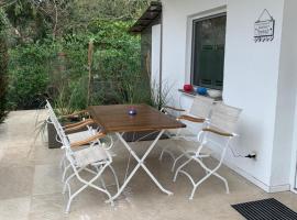 Privat Residence - Boardinghouse Meerbusch，位于梅尔布施的酒店