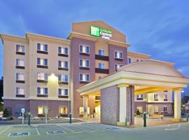 Holiday Inn Express Hotel & Suites Seattle North - Lynnwood, an IHG Hotel，位于林伍德Snohomish County Airport - PAE附近的酒店