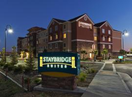 Staybridge Suites Rocklin - Roseville Area, an IHG Hotel，位于罗克林威廉杰瑟普大学附近的酒店