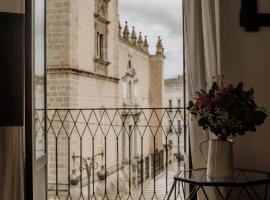 Casa da Catedral Ramona，位于巴达霍斯艾尔塔广场和圣何塞广场附近的酒店