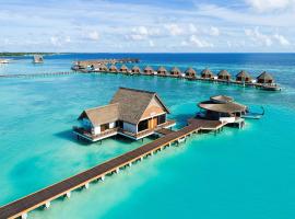 Mercure Maldives Kooddoo Resort，位于加弗阿利夫环礁的度假村
