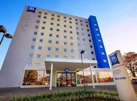 ibis budget Sao Jose do Rio Preto，位于普雷图河畔圣若泽的酒店