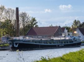 B&B Droomboot，位于奥登布尔格的酒店