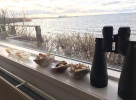 Frydenlundsvej, Rønne, Bornholm，位于伦讷的酒店