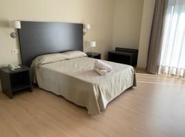Hotel Senda del Agua 3*，位于塞维利亚的酒店