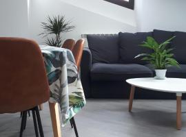 Tocando el Cielo, apartamento con parking incluido，位于特鲁埃尔的酒店