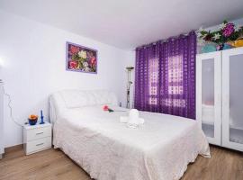 Guest House Lana Denia，位于德尼亚的酒店