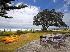 Carmens Beachside Bach - Waihi Beach Bach