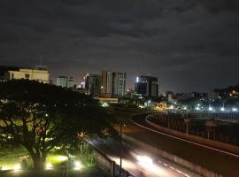 Champ de Mars B&B，位于路易港的酒店