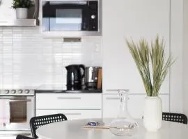 Lakeview Studio at Ratina next to Downtown - Hosted by 2ndhomes