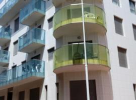 Apartamento Bajo 3 Dúplex Marjal playa centro de Guardamar，位于瓜尔达马尔·德尔·塞古拉的酒店