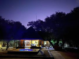 Twiga Lodge Mabalingwe，位于贝拉贝拉的木屋