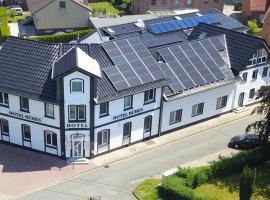 Hotel Rühen, 24 Stunden Check in, Küche, kostenfreie Parkplätze，位于吕恩的酒店