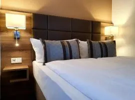 尹登赫恩维森酒店