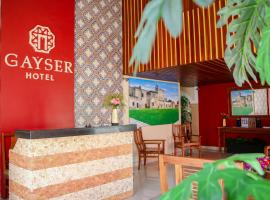 Hotel Gayser，位于巴利亚多利德奇琴伊查国际机场 - CZA附近的酒店