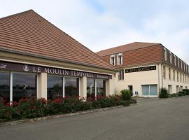 L'EPI HOTEL，位于埃佩尔农的酒店