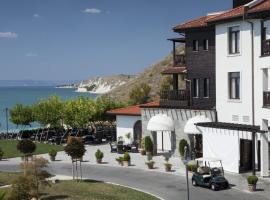 Thracian Cliffs Owners Apartments，位于卡瓦尔纳的高尔夫酒店