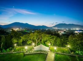 Studio apartments on a hill，位于卡图的酒店