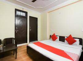 OYO 61642 Uma Shree Hotel，位于Kedārnāth的酒店