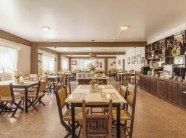 Hotel Indaial，位于因达亚尔的酒店