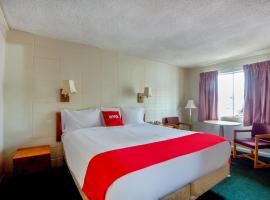 OYO Hotel Mauldin SC South Main Street，位于Mauldin的酒店
