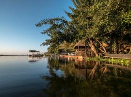 Zambezi Mubala Campsite，位于卡蒂马穆利洛卡拉姆贝萨附近的酒店