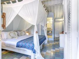 The Chillhouse Canggu by BVR Bali Holiday Rentals，位于坎古巴图博隆街的酒店