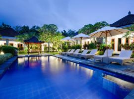WIRA Homestay & Spa，位于乌鲁瓦图的带泳池的酒店