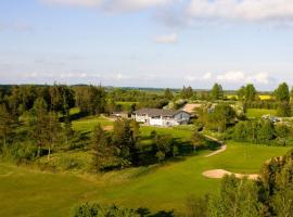 Hjarbæk Fjord Golfcenter，位于Skals的高尔夫酒店