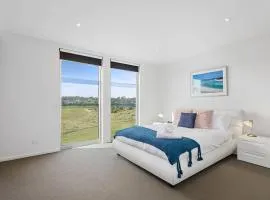 DREW Golfers Delight close to St Andrews Beach