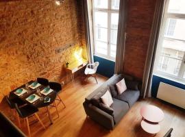 Charmant appartement style Canut Pentes Croix Rousse，位于里昂红十字附近的酒店