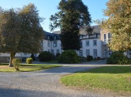 Relais Le Bocage，位于Pontmain的酒店