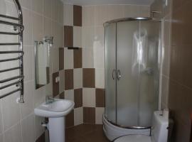 Na Gorbi*，位于沃洛相卡的酒店