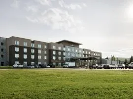 Pomeroy Inn & Suites Prince George