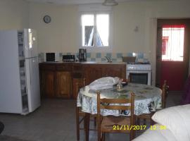 Maison - Chambre d’hôte située au cœur d Asfeld，位于Asfeld的酒店