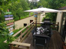 Le jardin d'Eugénie gîte a Virton en pleine nature，位于维尔通的酒店