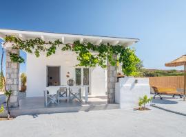 Kristen's Studio & Apartments，位于阿达玛斯的自助式住宿