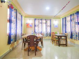 OYO 70885 Hotel Himalayan Holiday，位于佩林的酒店