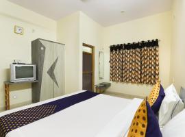 SPOT ON 71082 Hotel Vishala，位于苏拉特的酒店