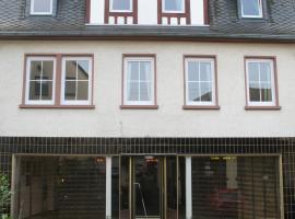 Moselhaus Tante Emma，位于平德里希的酒店