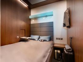 sleep 'n fly Sleep Lounge, A-Gates Terminal 3 - TRANSIT ONLY，位于迪拜的酒店