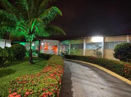 Hotel Ryad Express，位于圣路易斯的酒店