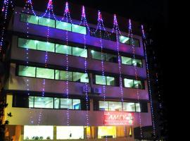 Saiesh International Hotel，位于马普萨的酒店