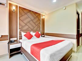 OYO 72083 Hotel Dipali，位于伊加特普里的酒店
