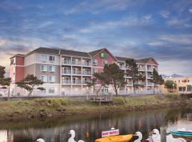 海滨会展中心快捷假日&套房酒店，位于西塞德的酒店