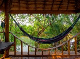 Retro Kampot Guesthouse，位于贡布的酒店